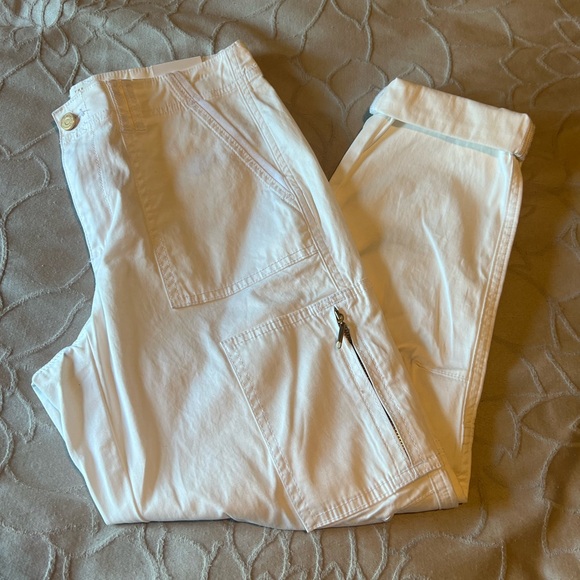 White House Black Market Pants - NWT White House black market slim crop